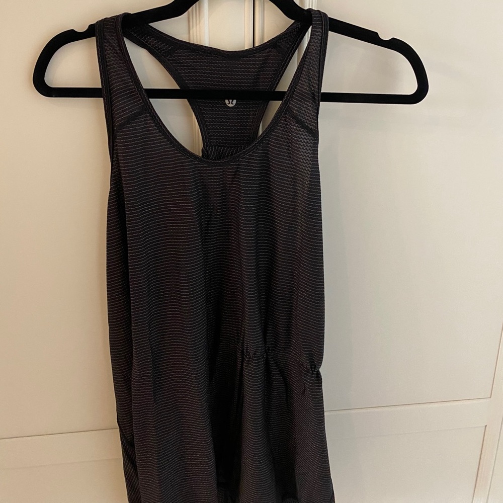 LuLu lemon top